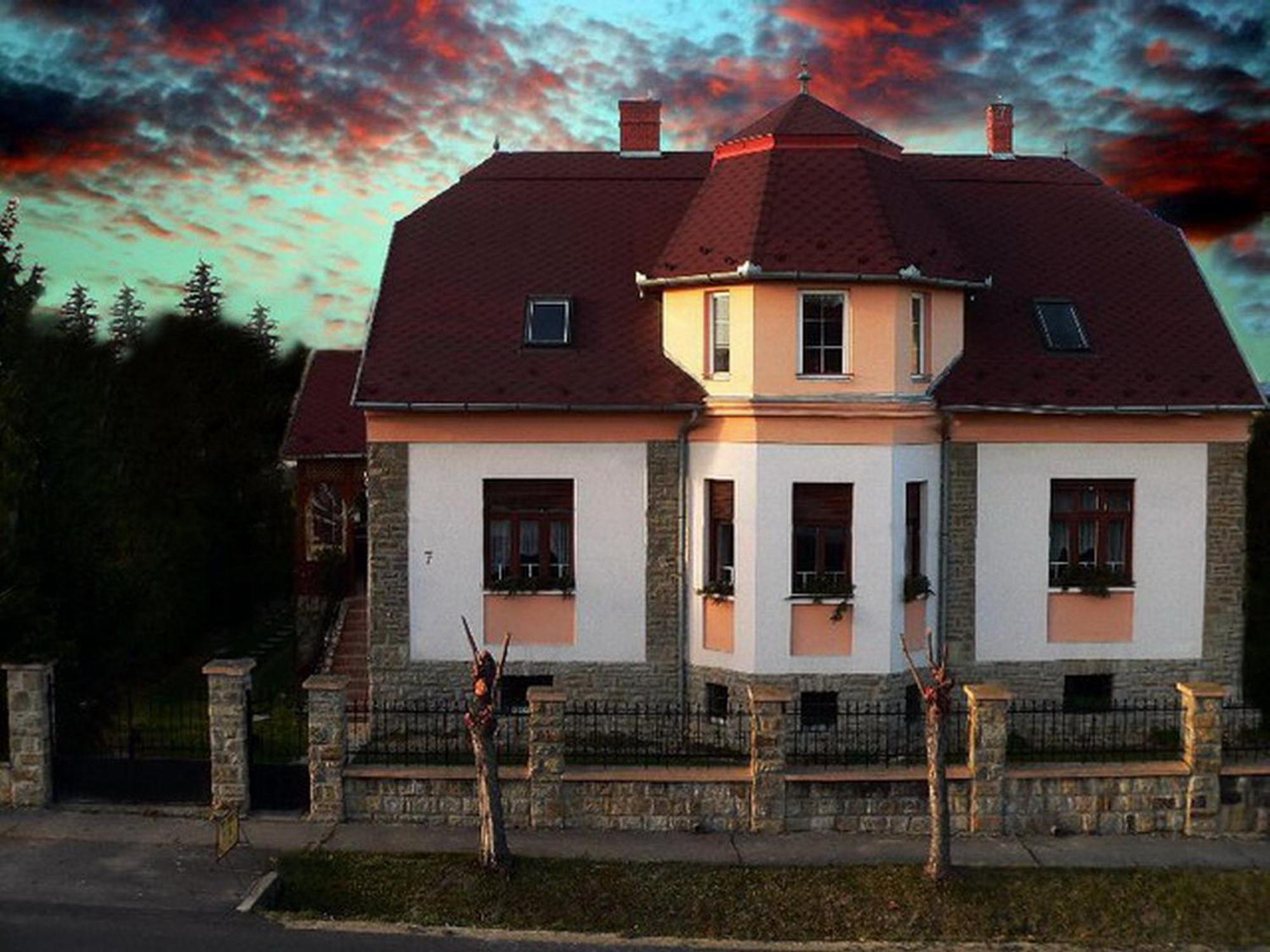 Hotel Illes Vendeghaz Keszthely Zewnętrze zdjęcie
