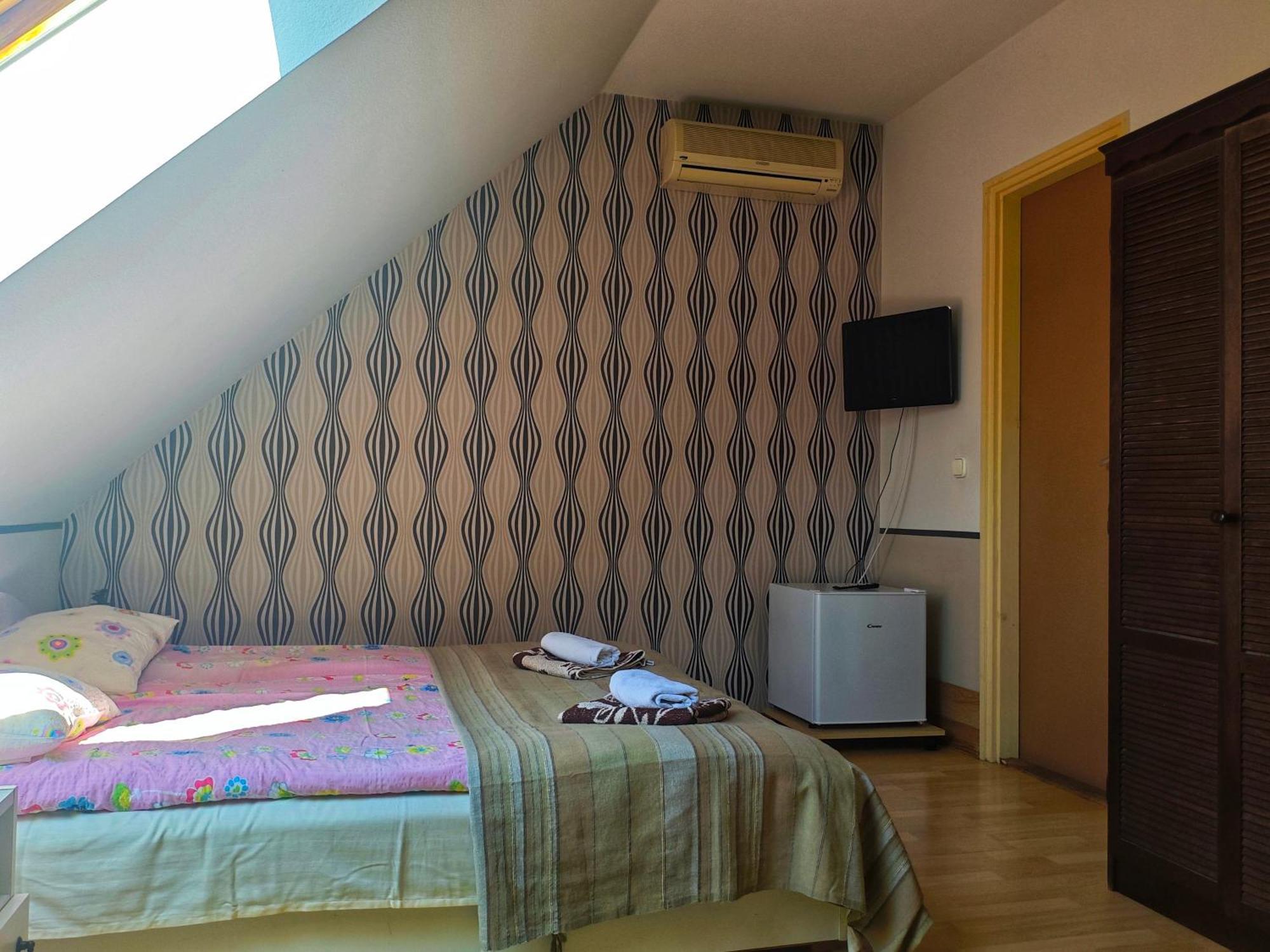 Hotel Illes Vendeghaz Keszthely Zewnętrze zdjęcie