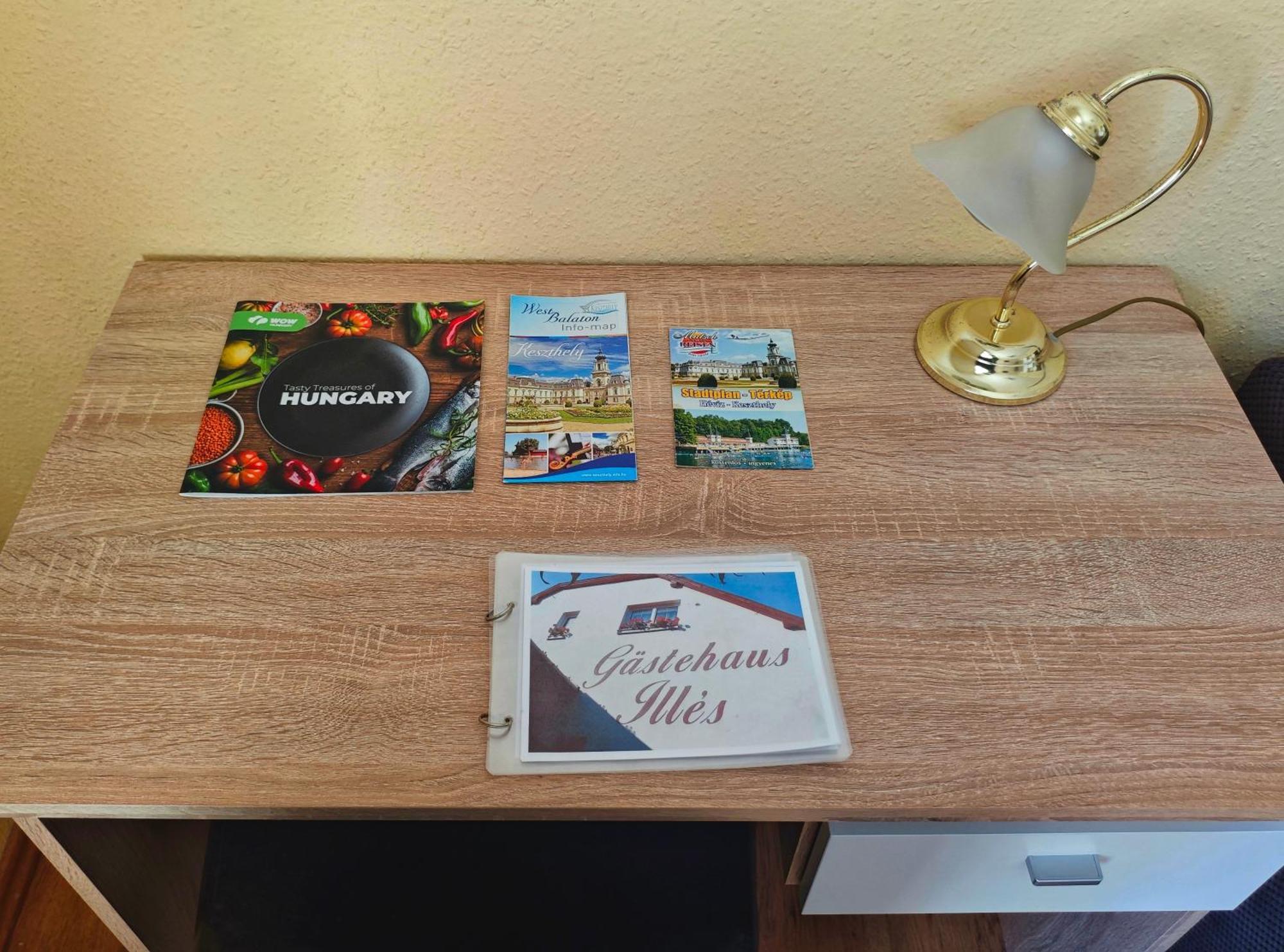 Hotel Illes Vendeghaz Keszthely Zewnętrze zdjęcie