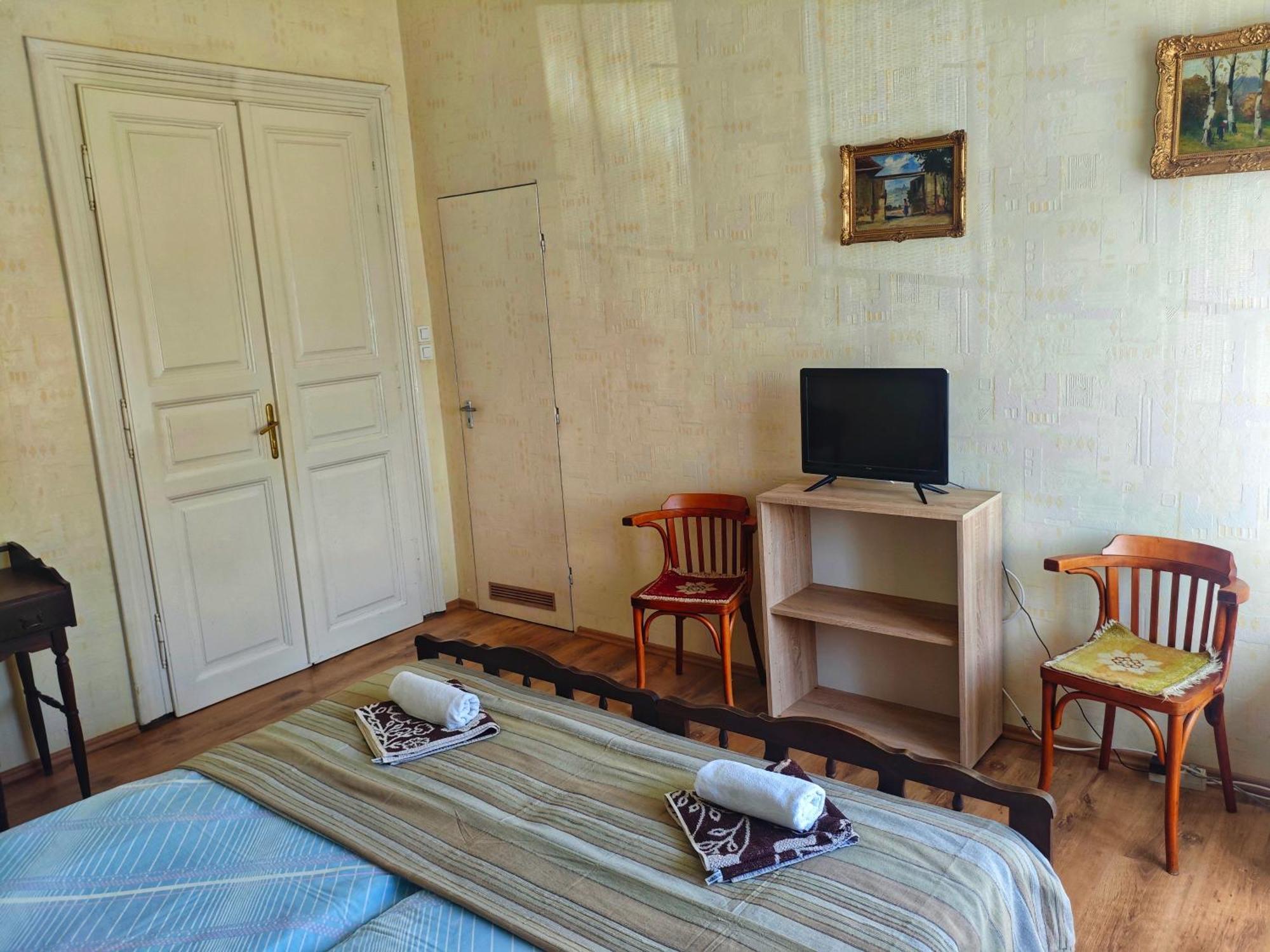 Hotel Illes Vendeghaz Keszthely Zewnętrze zdjęcie