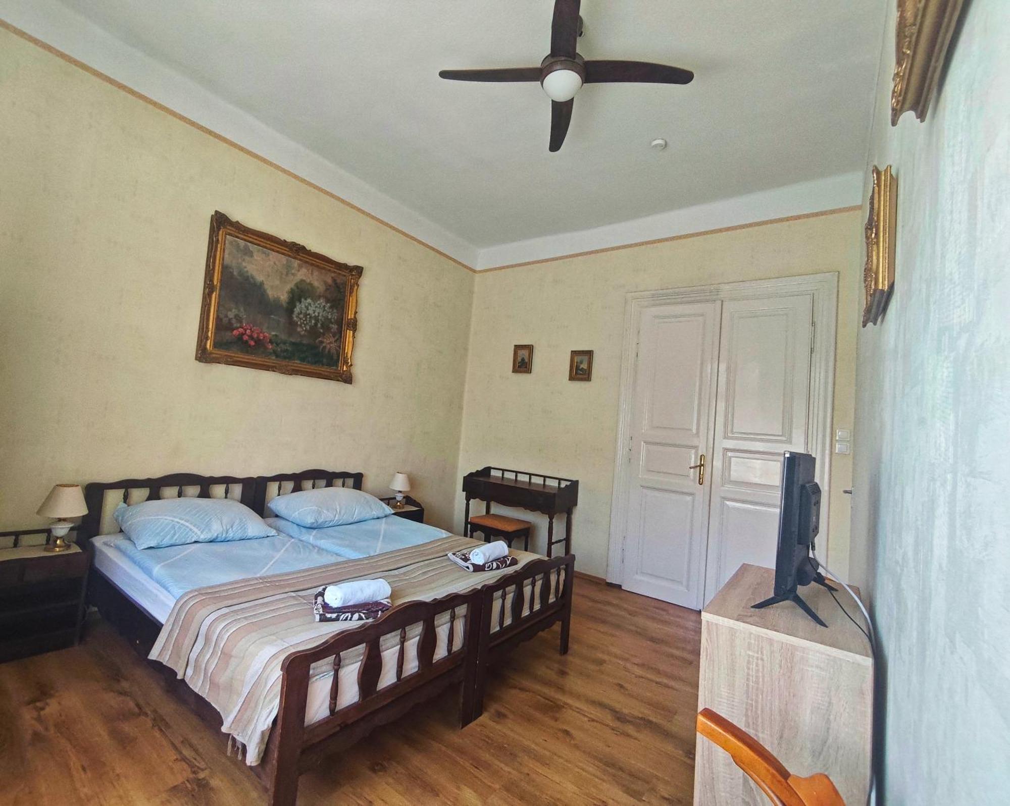 Hotel Illes Vendeghaz Keszthely Zewnętrze zdjęcie