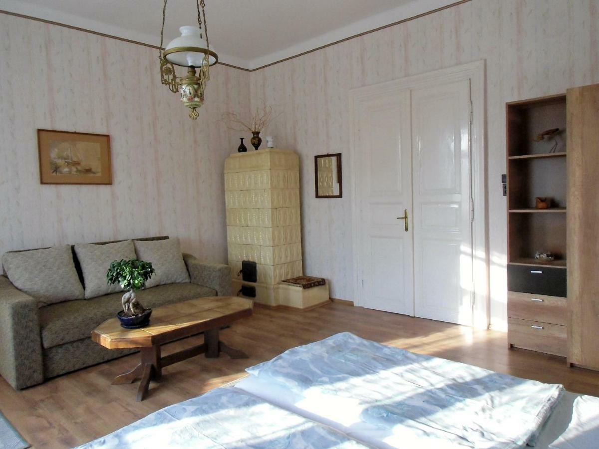 Hotel Illes Vendeghaz Keszthely Zewnętrze zdjęcie