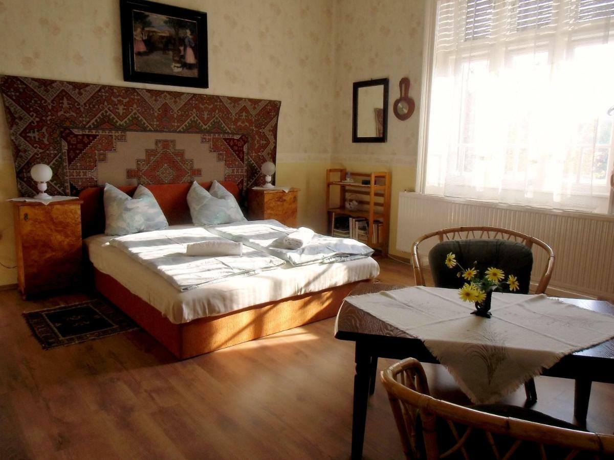 Hotel Illes Vendeghaz Keszthely Zewnętrze zdjęcie