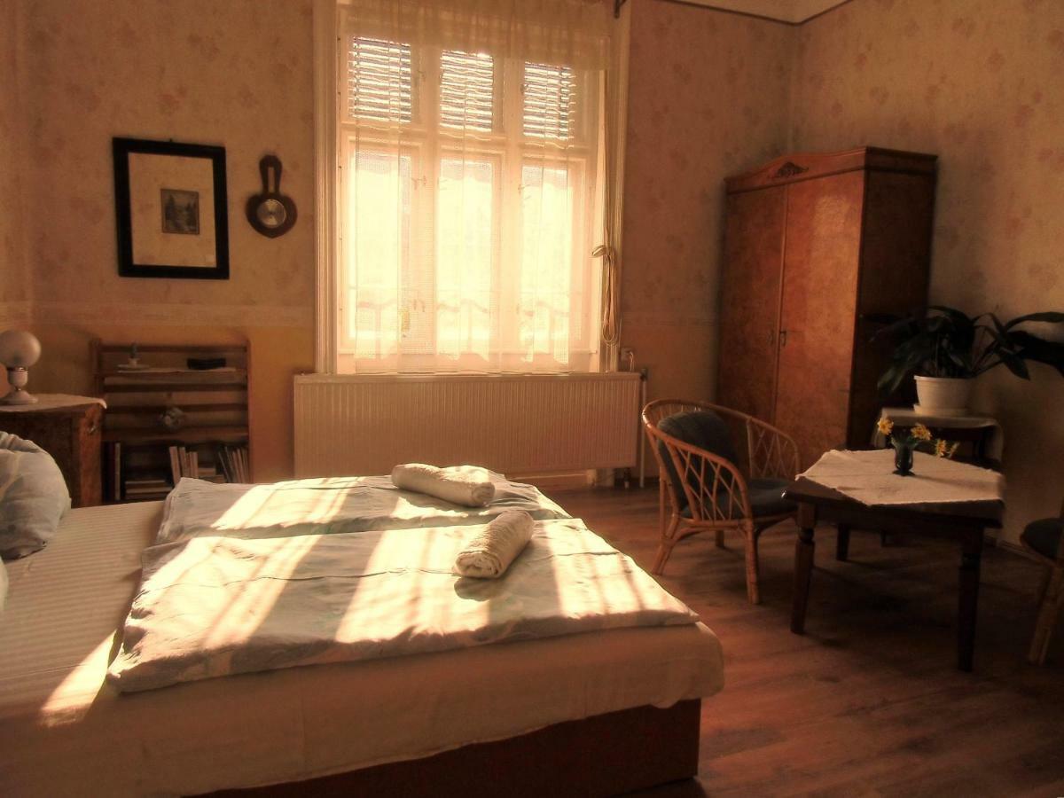 Hotel Illes Vendeghaz Keszthely Zewnętrze zdjęcie